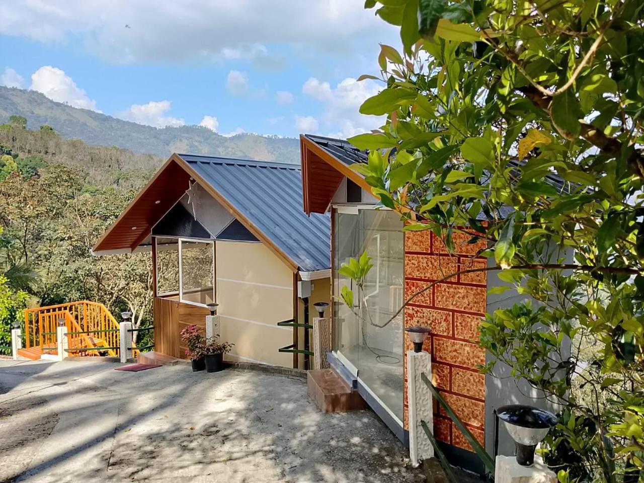 Cloudscape Homestay Pirmed Ngoại thất bức ảnh
